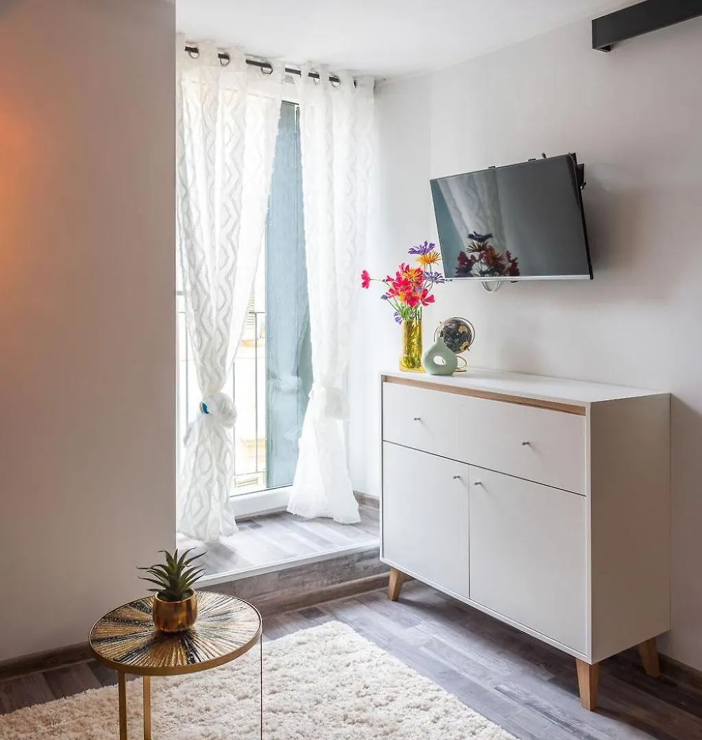Residenza Santa Anastasia With Parking Included Verona Apartment